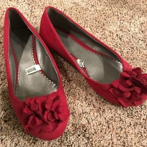 Xhileration floral detailed flats - size 7.5